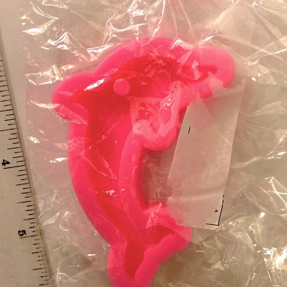 Mini Shark Mold - Picture 2 of 2